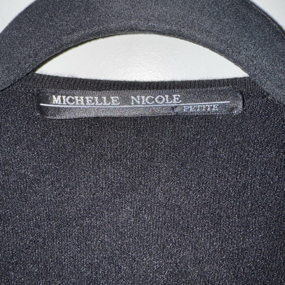 Michelle Nicole - Picture 5 of 8